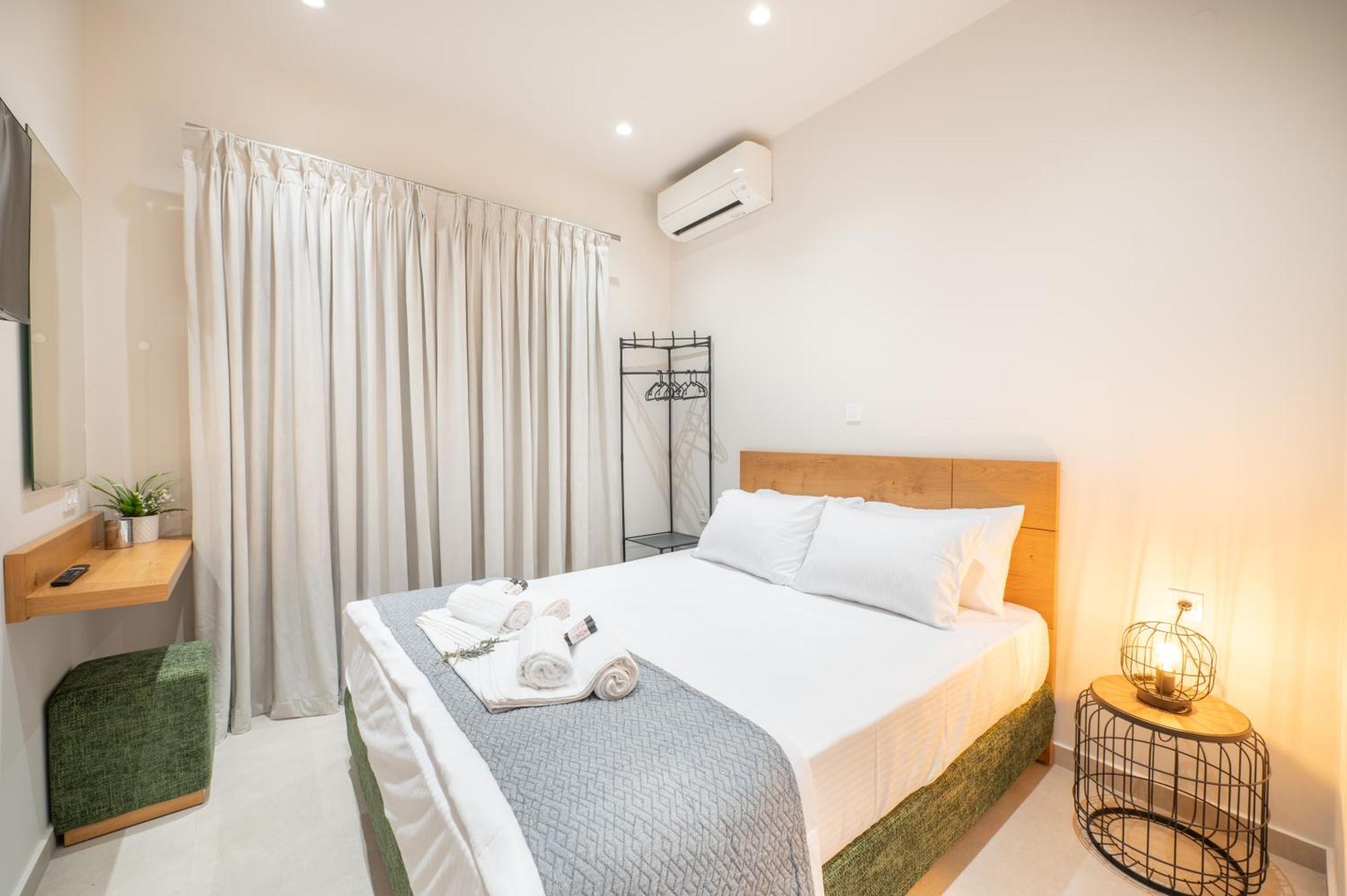 Thea Seaview Luxury Living Villa Kalamáta Kültér fotó